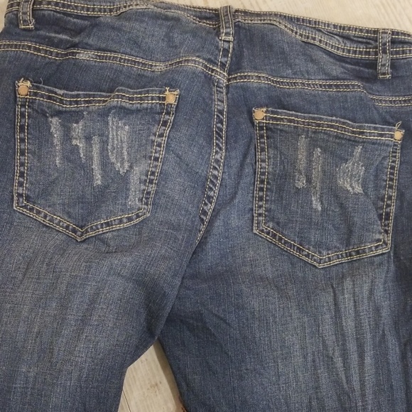 V Cristina size 10 cuffed jeans with applique bundle your order and save on ship - Picture 6 of 8